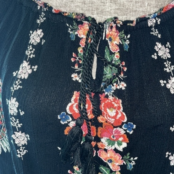 bila Womens Peasant Top XL Black Paisley Print 3/4 Length Flutter Sleeves Rayon - Picture 3 of 6